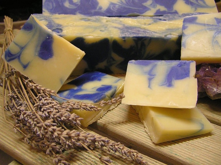 DIY : 5 Recettes faciles pour fabriquer son savon maison