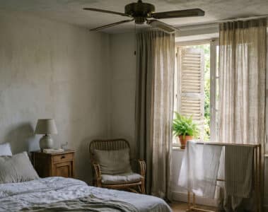 6 astuces low-tech pour rafraîchir une pièce sans climatisation